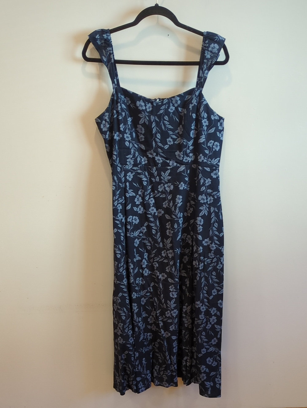 Boho Feminine Coastal Flirty Linen Calypso St. Barth Navy Floral Midi Dress (L)